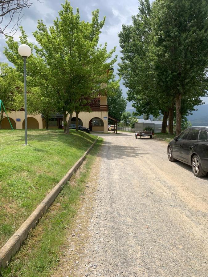 Val De Llous I 40 Apartman Sainte-Léocadie Kültér fotó